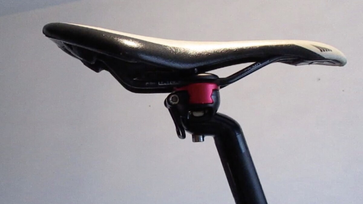 Saddle quick discount release clamp